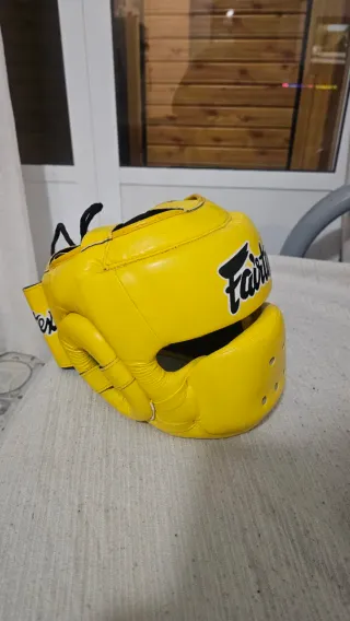 Casco Fairtex HG14 Amarillo
