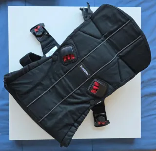 Mochila portabebé BabyBjörn One color negro