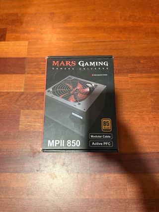 Torre PC con Fuente de Alimentación  No se ha usad