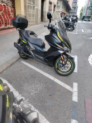 Kymco Xciting 400S TCS Negra/Gris,
