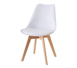 Silla blanca patas madera
