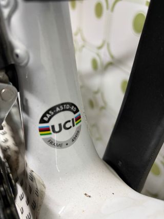 Bicicleta Basso Astra 105Di2 2024