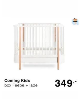 Parque infantil / Cuna de madera blanca