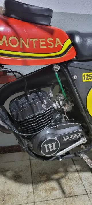 Montesa Enduro 125 H Roja y Blanca