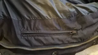 Parka acolchada Zara negra