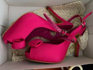 Botas de plataforma negras y marrones