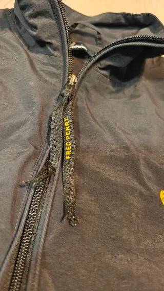 Chaqueta Fred Perry Negra - Talla S