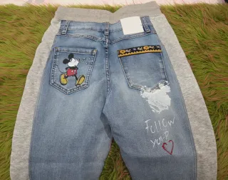 Pantalón Desigual Mickey Mouse Talla XS