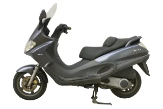 ✅Despiece Piaggio X9 125cc Gris