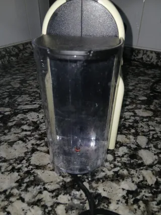 Cafetera Nespresso Crema