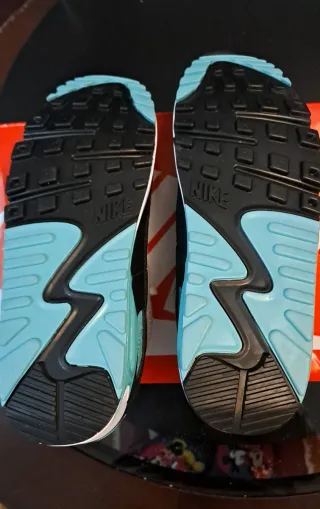 Zapatillas Nike Air Max Plata y Turquesa talla 36