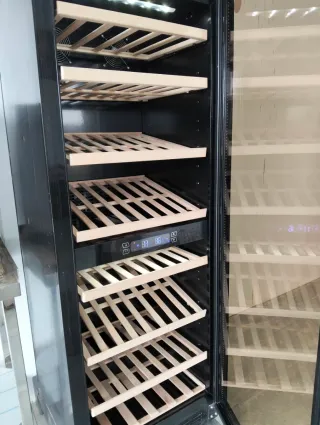 Armario doble temperatura para vinos