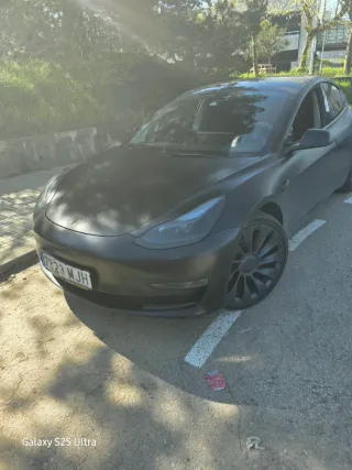 Tesla Model 3 2023