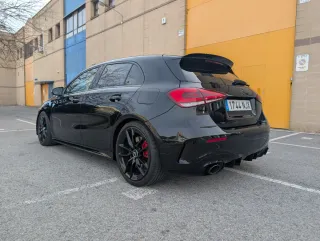 Mercedes-Benz AMG A35