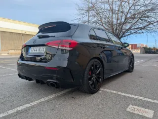 Mercedes-Benz AMG A35