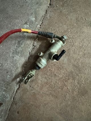 Pinça e bomba travão Suzuki LTR 450