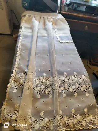 Pico y delantal fallera blanco