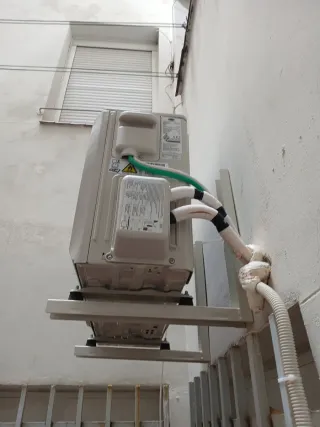 Instalador aire acondicionado