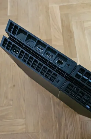 PS4 (PlayStation 4) Negra