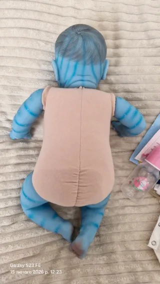 Muñeca estilo reborn Avatar,  49cm,cuerpo de  tela