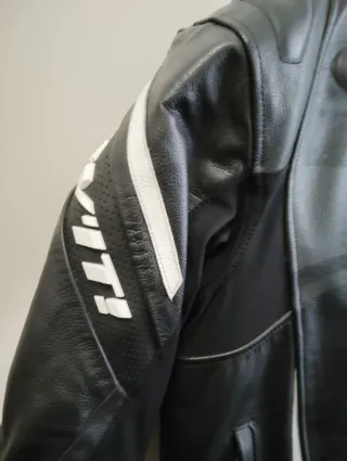 Chaqueta de cuero Revit