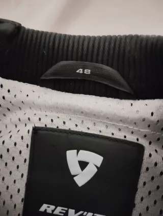 Chaqueta de cuero Revit