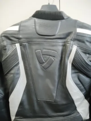 Chaqueta de cuero Revit
