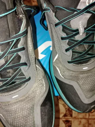 Zapatillas SCARPA Lakeblue Lime Talla 45.5