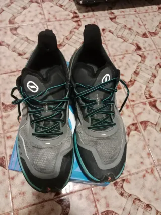 Zapatillas SCARPA Lakeblue Lime Talla 45.5