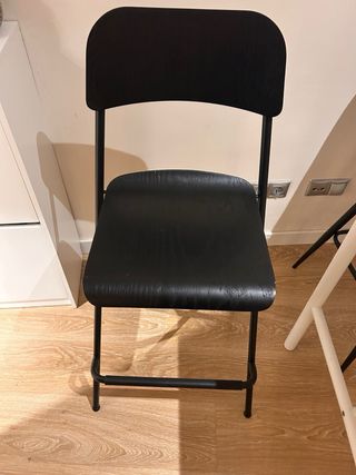 2 Taburetes Altos Plegables IKEA Franklin Negros