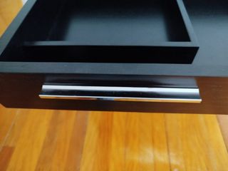 Mesa escritorio de madera lacada en negro