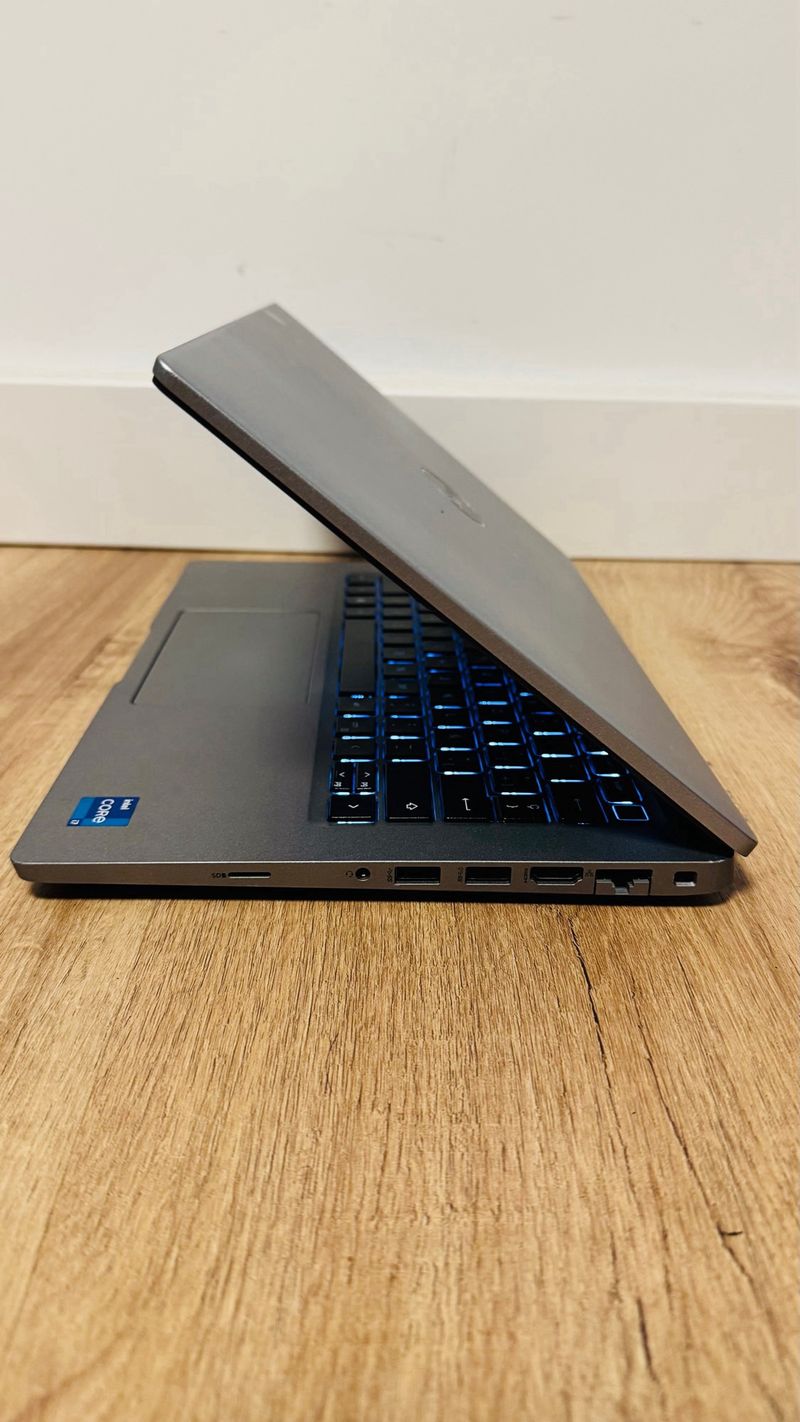 Portatil DELL i7 11Gen 16RAM 512GB SSD ALTA GAMA afbeelding 5