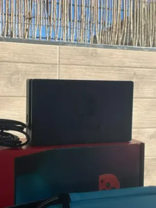 IMPECABLE Nintendo switch v2 con accesorios