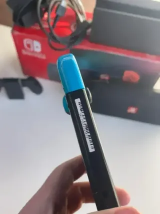 IMPECABLE Nintendo switch v2 con accesorios