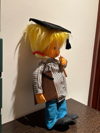 Muñeca antigua de trapo graduada