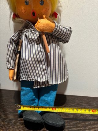 Muñeca antigua de trapo graduada