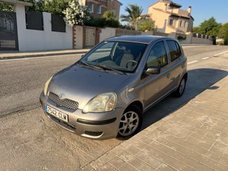 Toyota Yaris 2003
