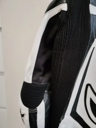 Chaqueta de cuero Berik