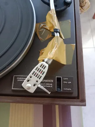 Giradischi vintage Pioneer anni '70