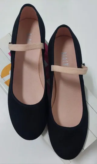 Bloch. Zapatos de Carácter de Tacón Bajo. T. 38