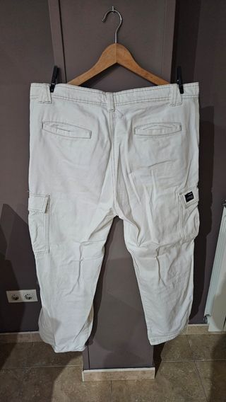 Pantalón Cargo Pull and Bear Talla 46 Blanco