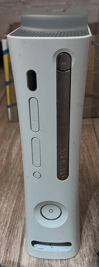 Xbox 360 Bianca 60 GB + Controller + Giochi