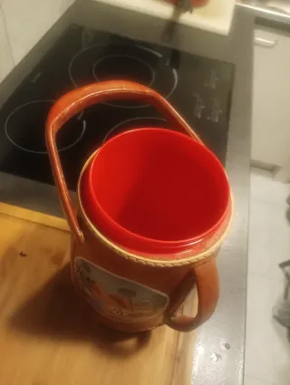 Termo de piel con paisaje