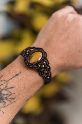 Macramé Pulsera ojo de tigre artesanal