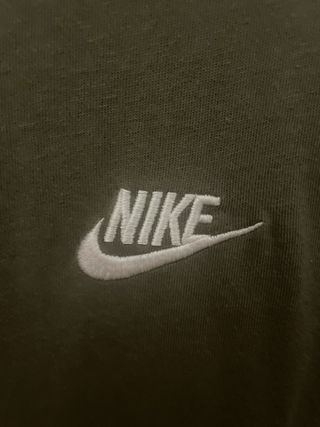 Camiseta Nike Verde Oliva Talla M