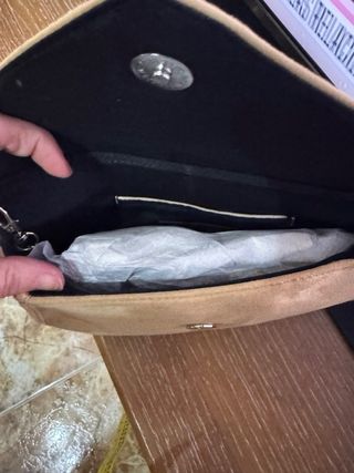 Bolso de hombro beige