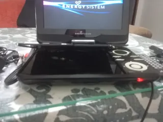 TV Portátil Energy Sistem (2 usos) Con CD.