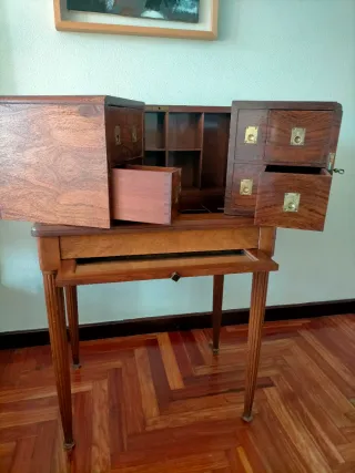 Mueble archivador cajonera antiguo de madera