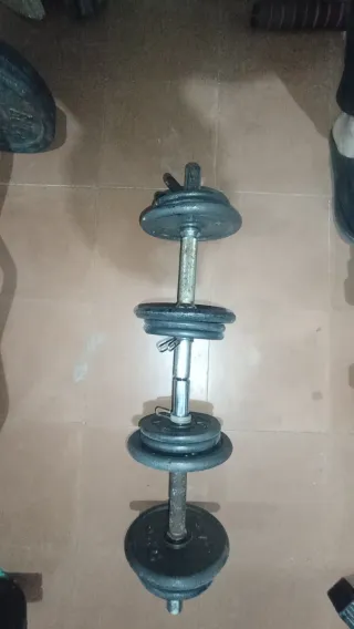 Equipo de gimnasio multifuncional y pesas