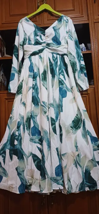 Vestido lar-max escote V. Espalda al aire Abertura